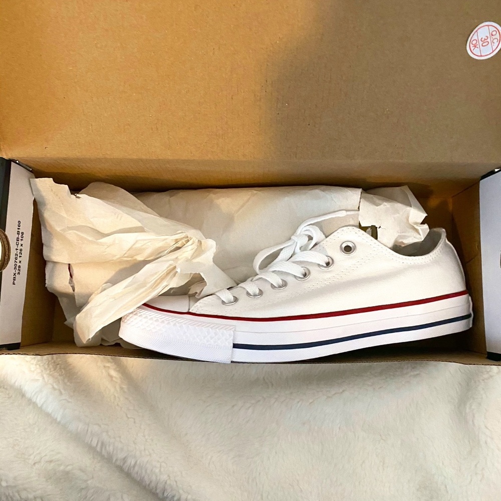NWT Converse All Star Low Top Sneaker, White, 7